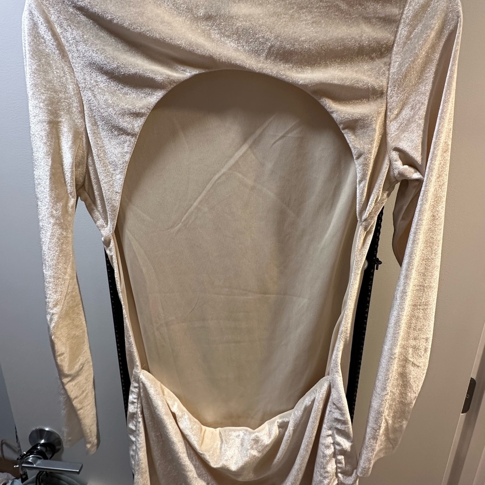 Chalene Velour Mini Dress Cream. New w/ tags. - Picture 6 of 6